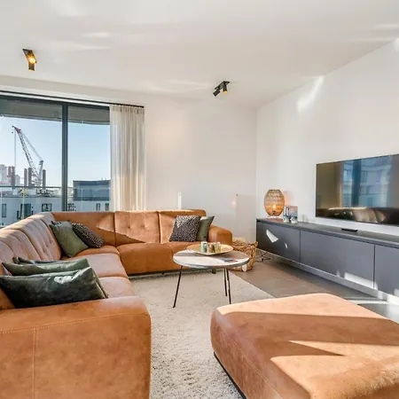 Ensor Tower - Adembenemend App In Trendy Stadswijk Apartment